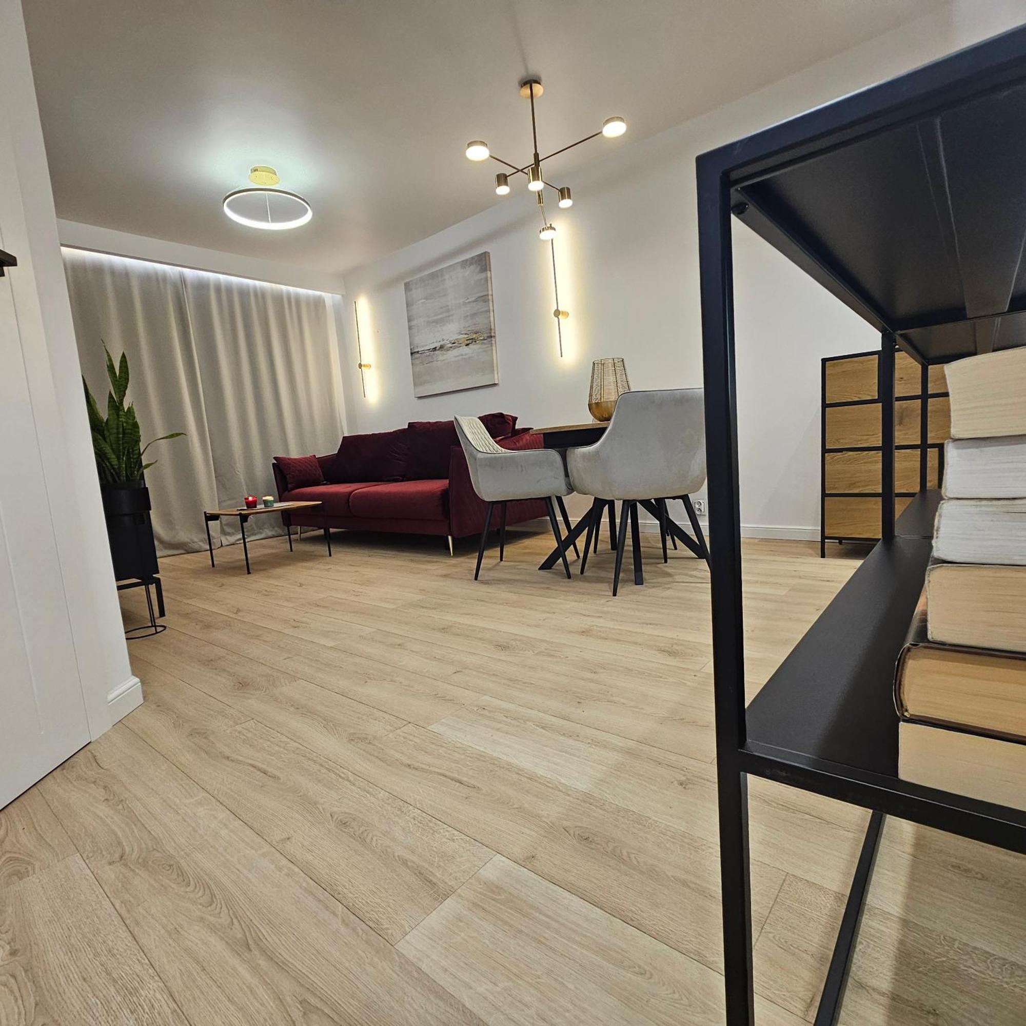 Apartment Arena Gold